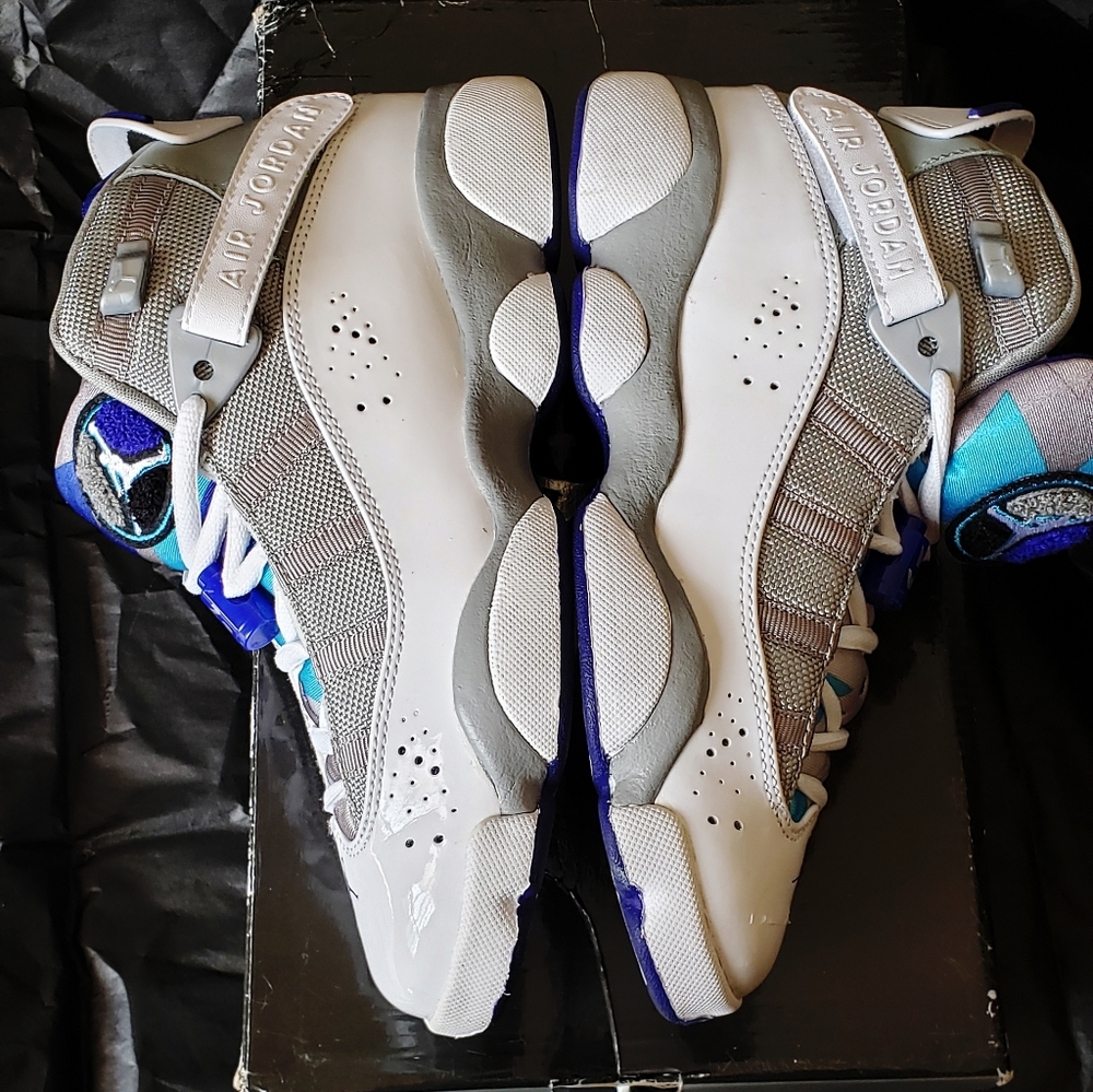 Jordan 6 Rings - Picture 3 of 7